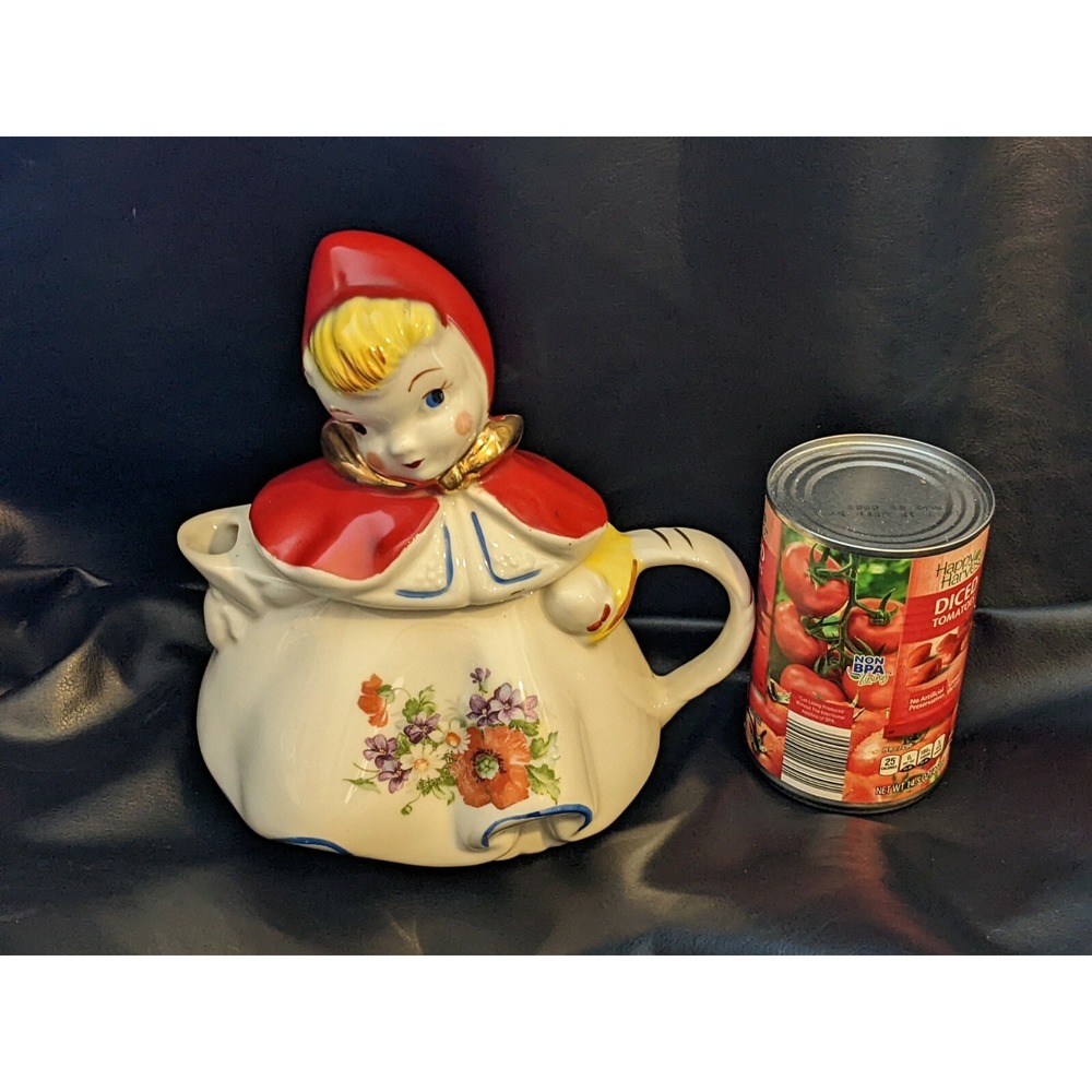 Vintage Original Hull Little Red Riding Hood Tea Pot Ceramic 8 Inch